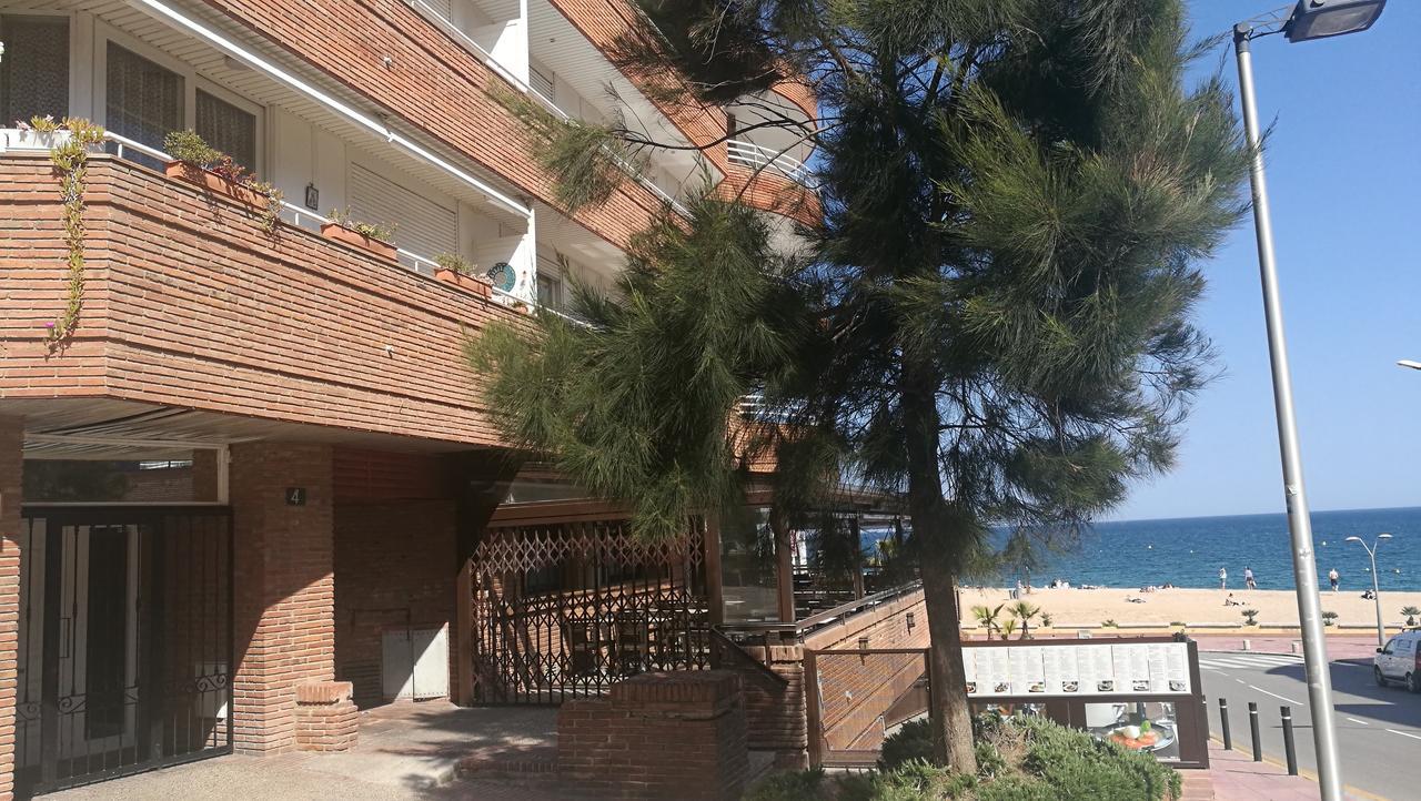 Carabela Hotel Lloret de Mar Exterior photo