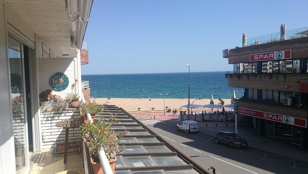 Carabela Hotel Lloret de Mar Exterior photo